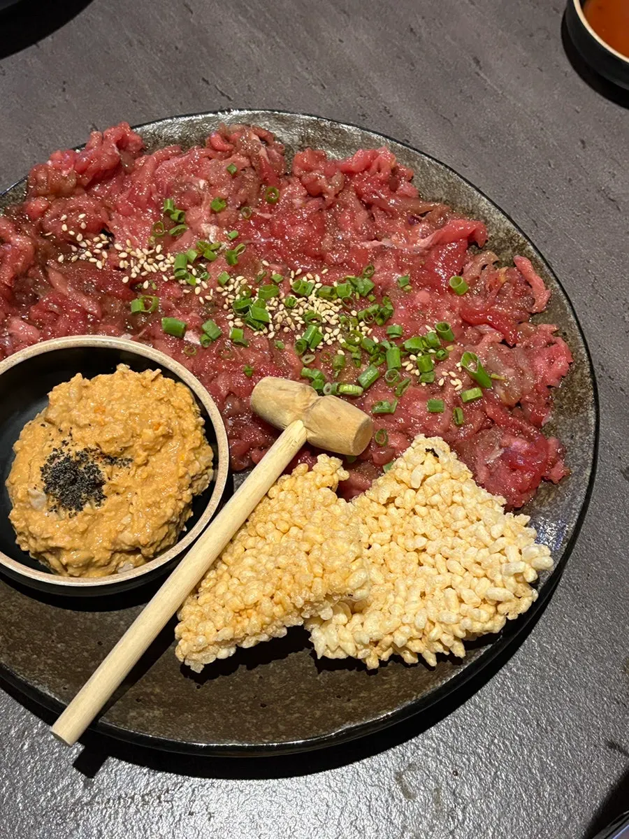 Table setting of nurungji monkfish liver hoe
