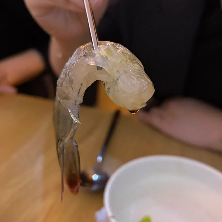 Raw shrimp sashimi made with large seasonal shrimp