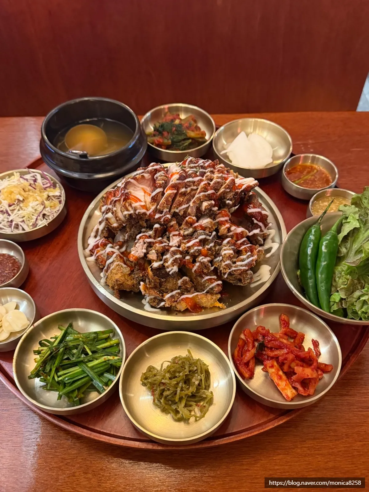 Yeonnam Jokbal 1987 signature fried jokbal