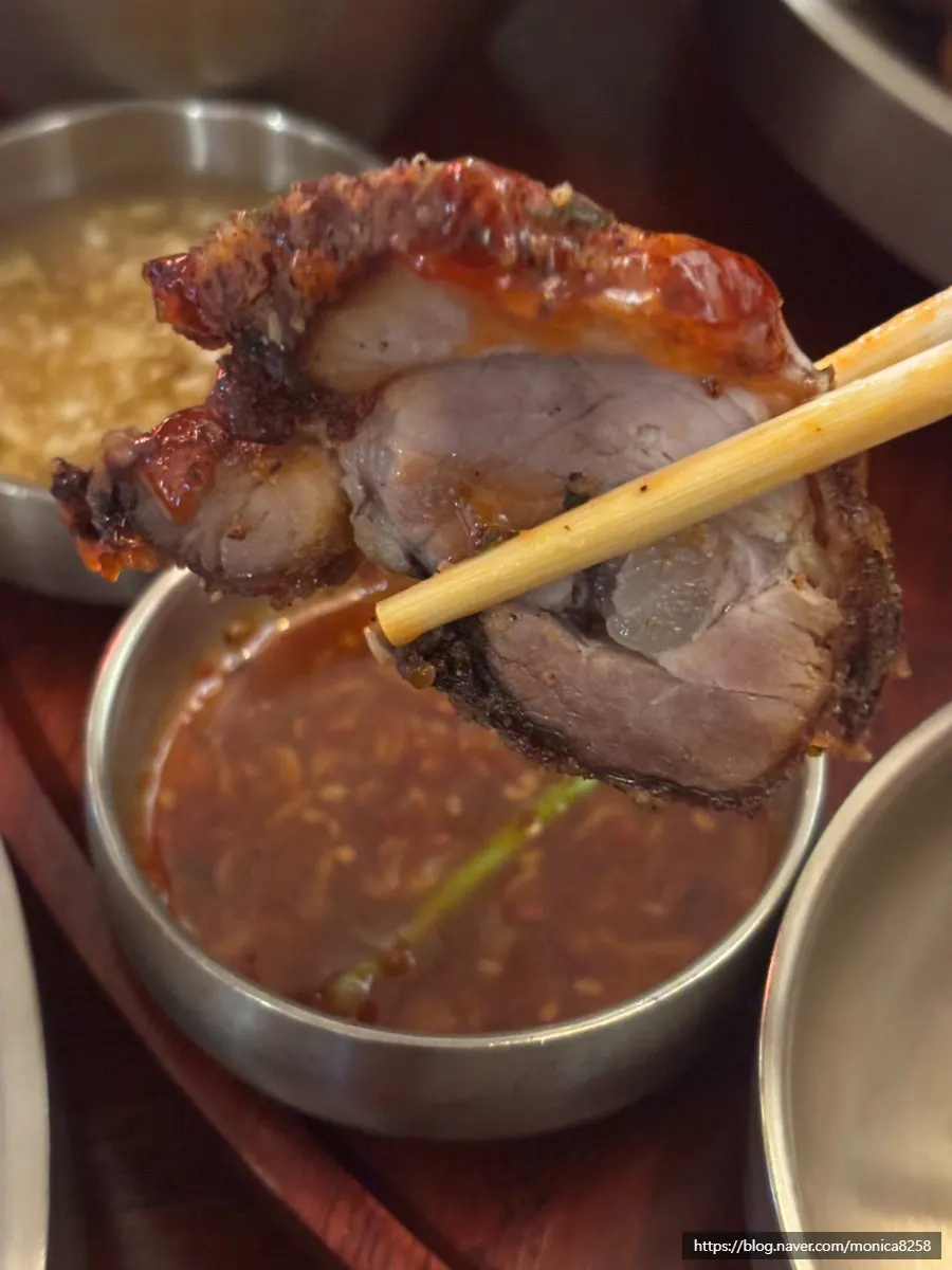 Jokbal and bossam combination