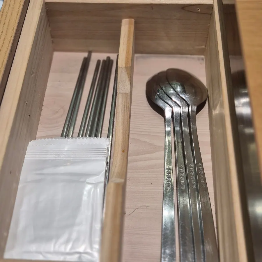 주문한 낙지볶음 한상차림과 애호박전