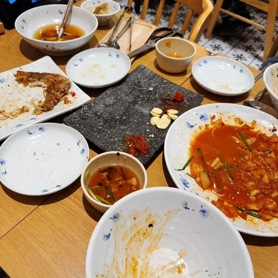 Set meal menu guide at Bonghyejane Jubang Jongno Tower branch