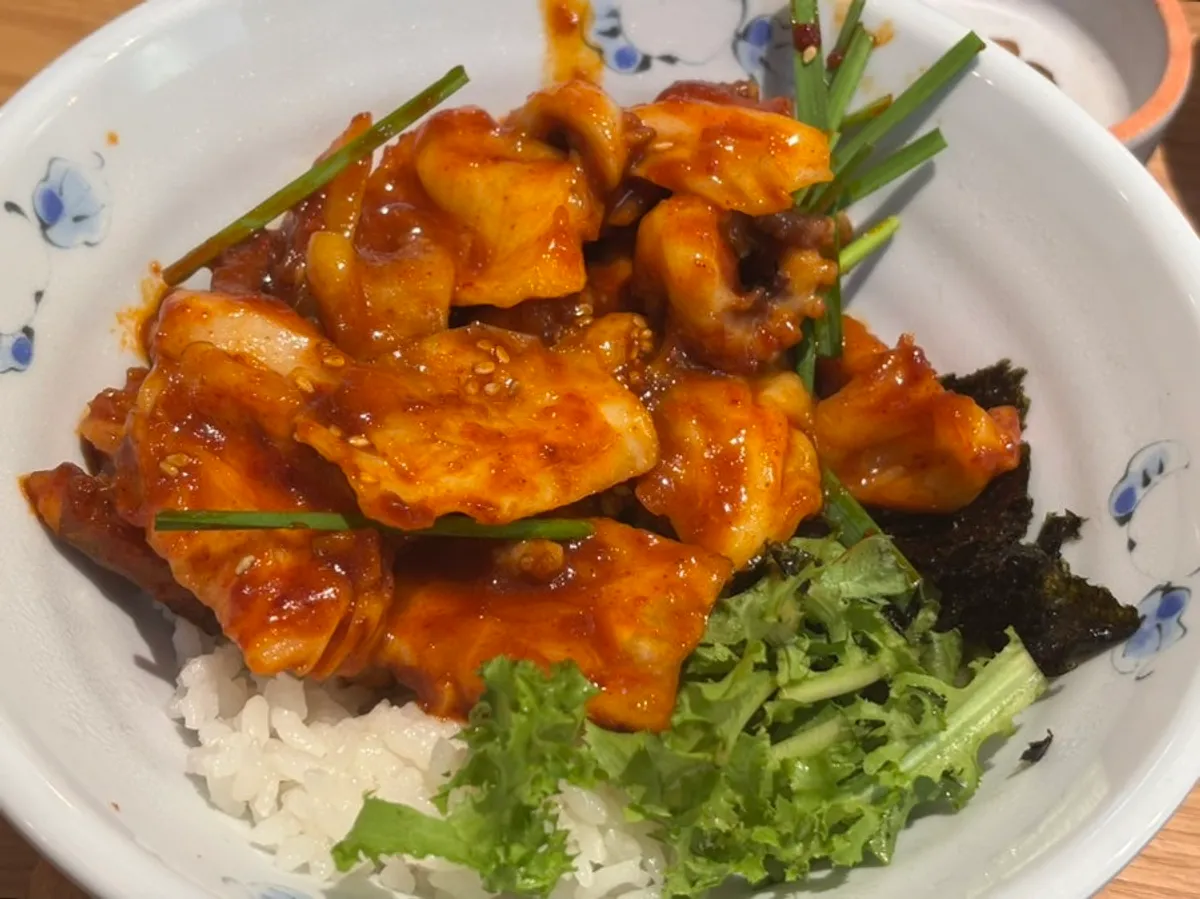 Close-up of the octopus stir-fry set at Bonghyejane Jubang