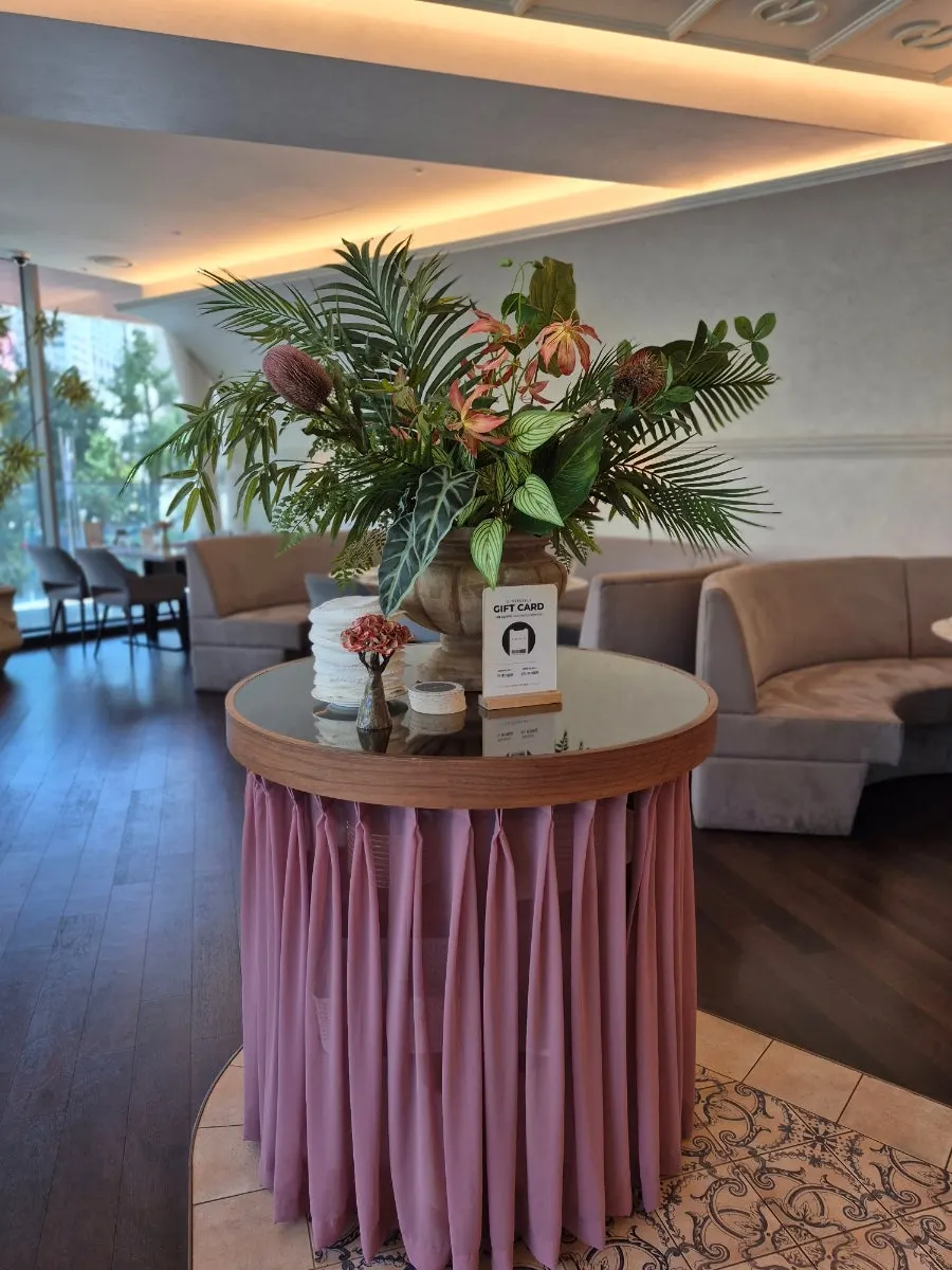 Vertical shot of the interior decor