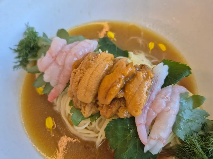 A-grade sea urchin sweet shrimp capellini