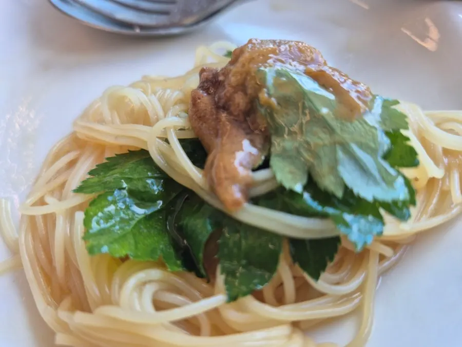 Capellini pasta with perilla oil sauce