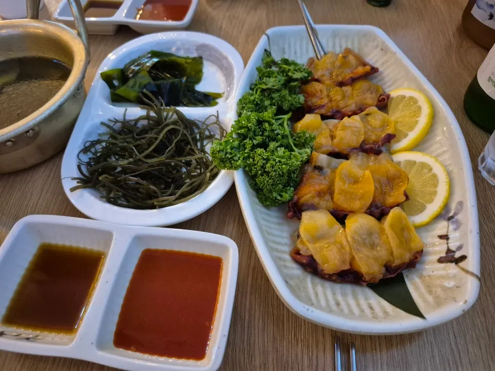 파랑해녀집 돌멍게 접시