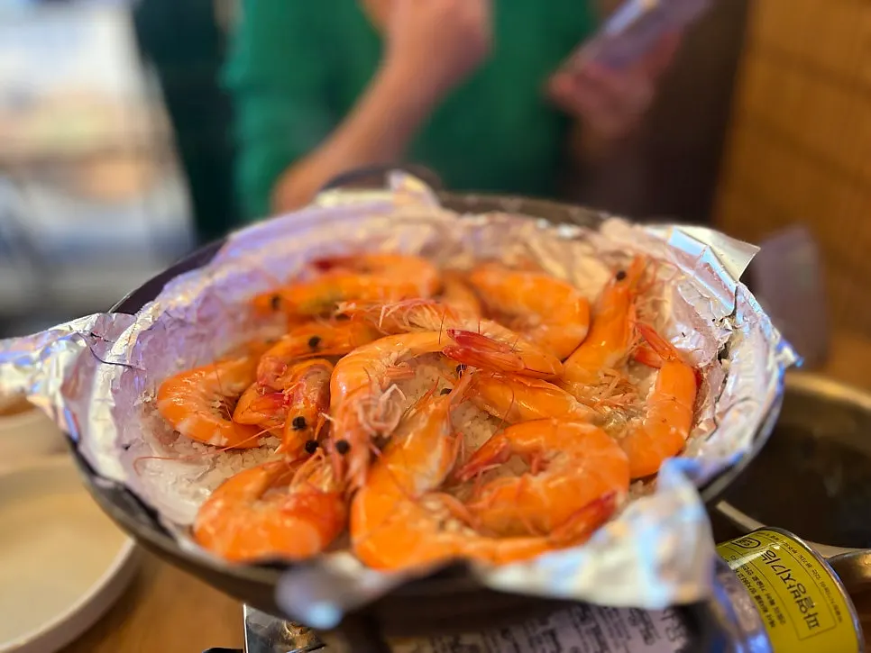 Wide shot of grilled jumbo shrimp
