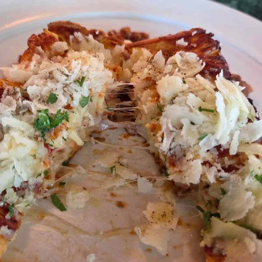 Ragù lasagna with stretchy cheese