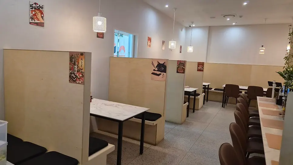 종각역 스시집 메뉴판 모습