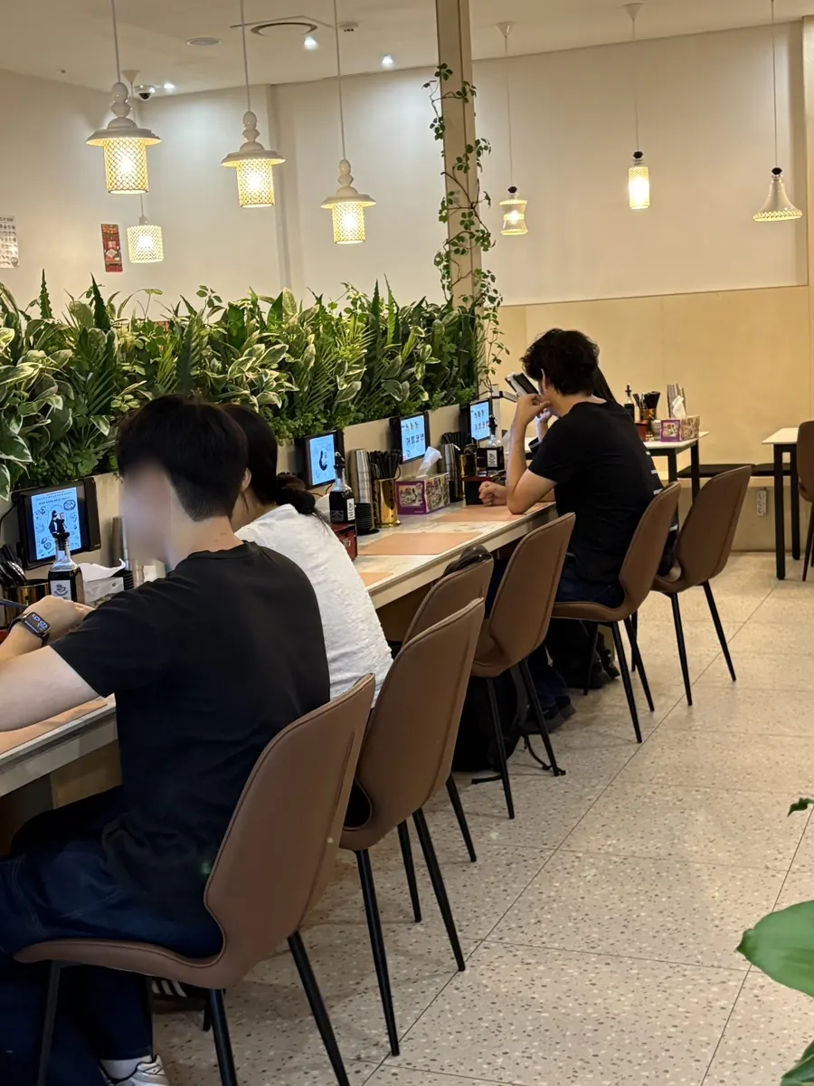 최우영스시야 종로점 내부 좌석