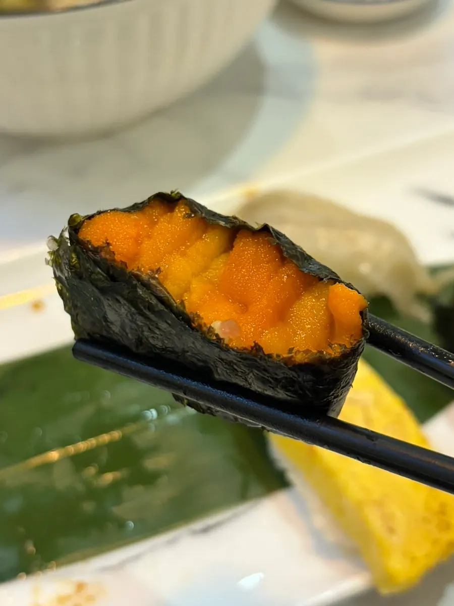 Sea urchin gunkan sushi