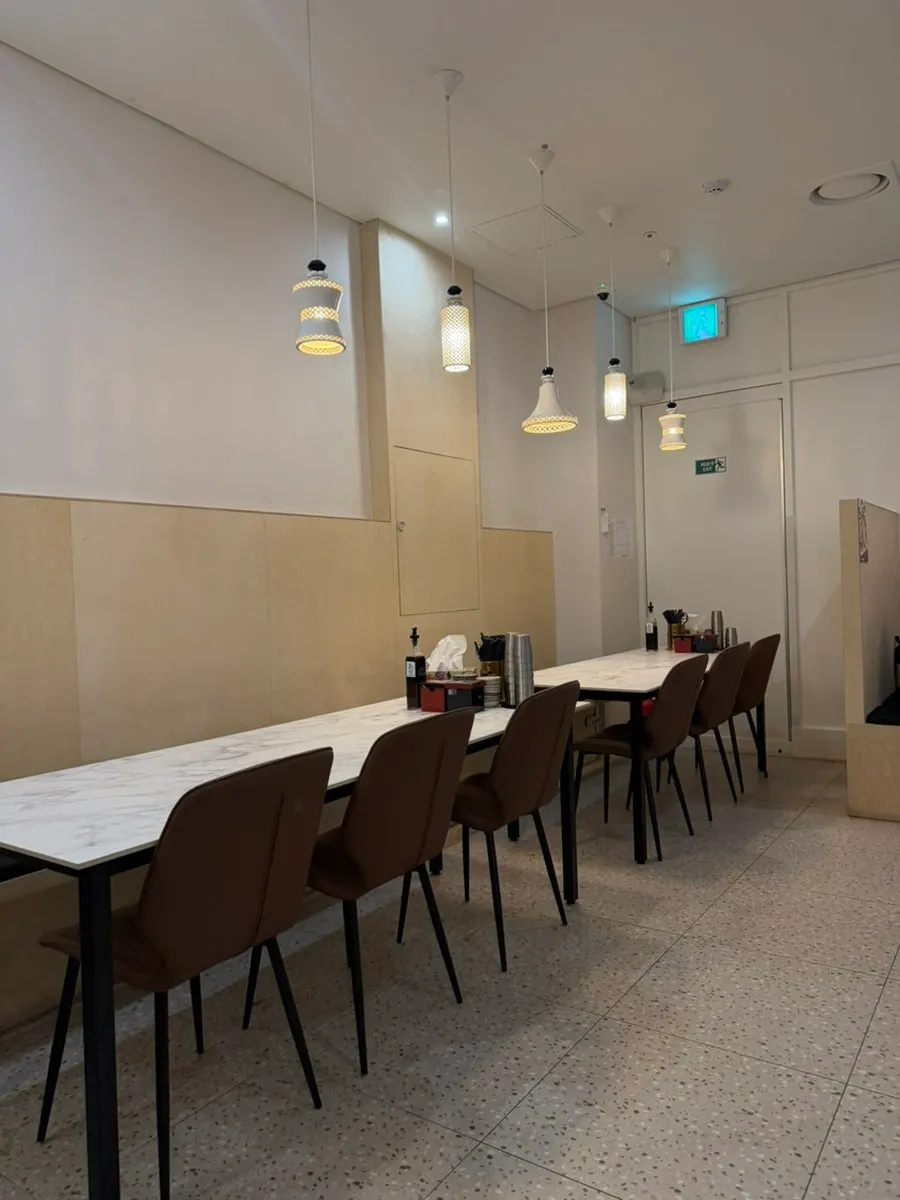 Solo-dining seats at Choe Uyeong Sushiya