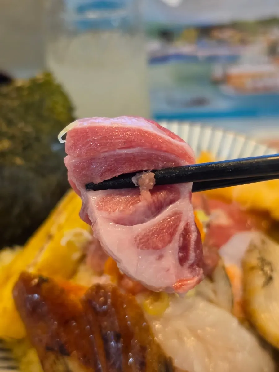 A premium cut of tuna on the kaisendon