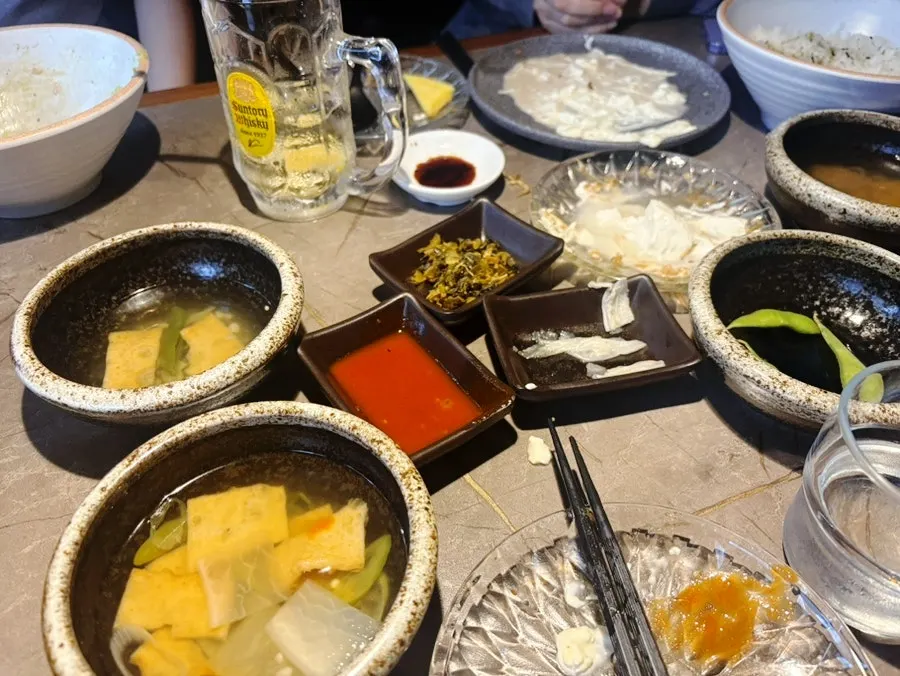 Teuk kaisendon and chicken nanban set served together for lunch