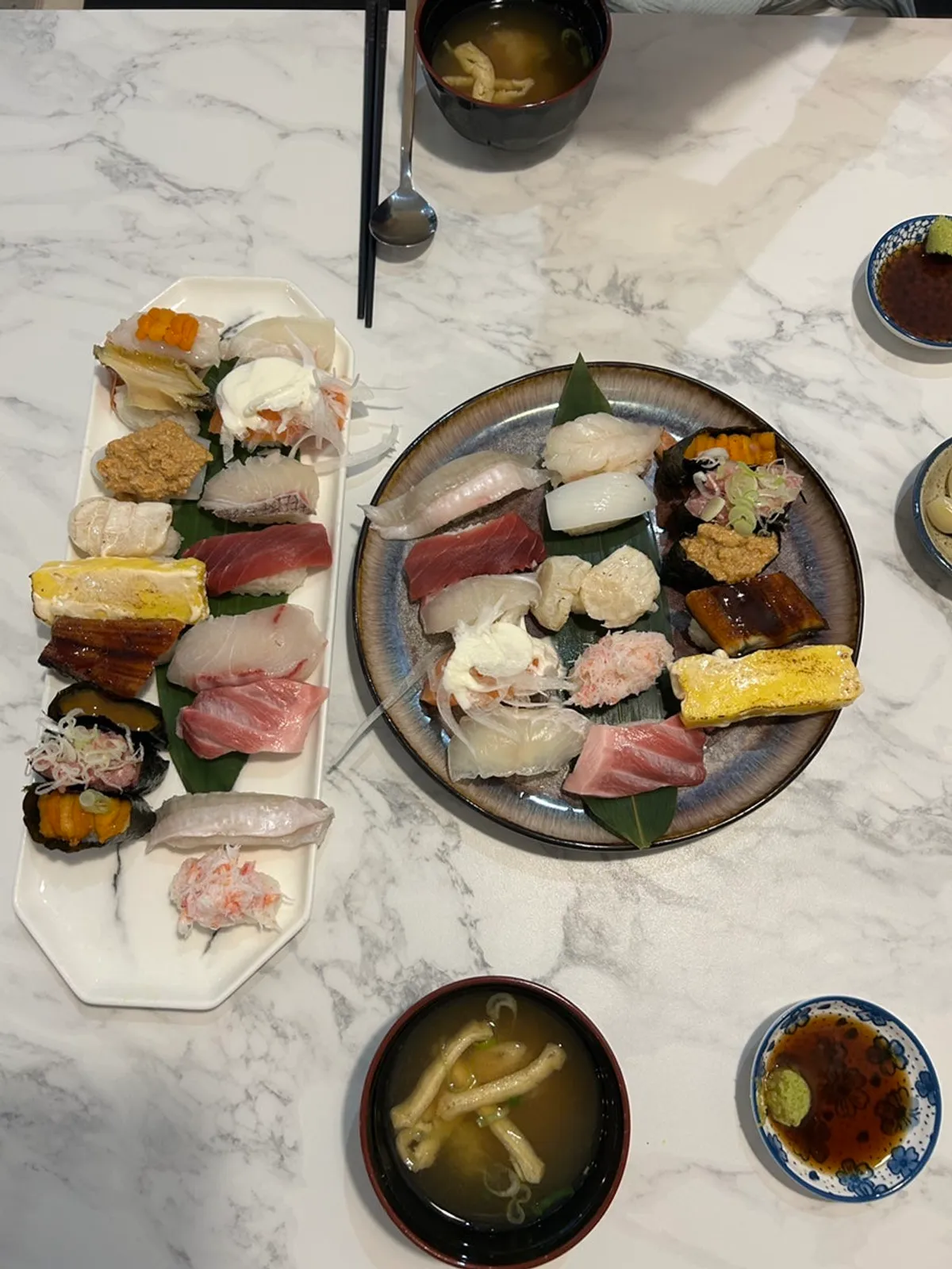 A plate of sushi at Choe Uyeong Sushiya Jongno Branch