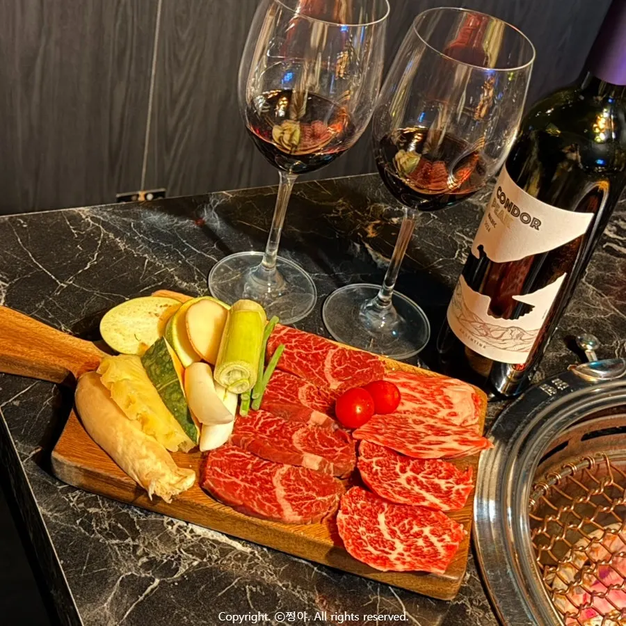 ₩18,000 bottle of wine at Yukrab Jongno
