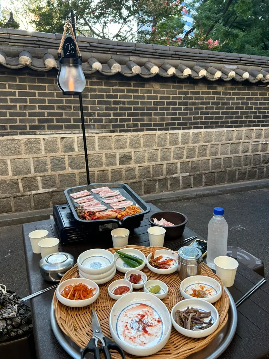 Quick-frozen pork belly served in a jar