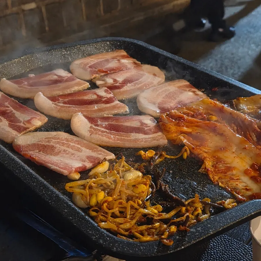 추가로 주문한 급냉 삼겹살 1인분