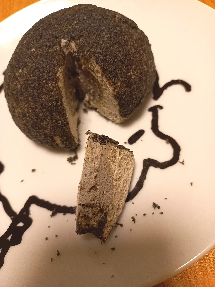 Black sesame bread coated in black sesame powder