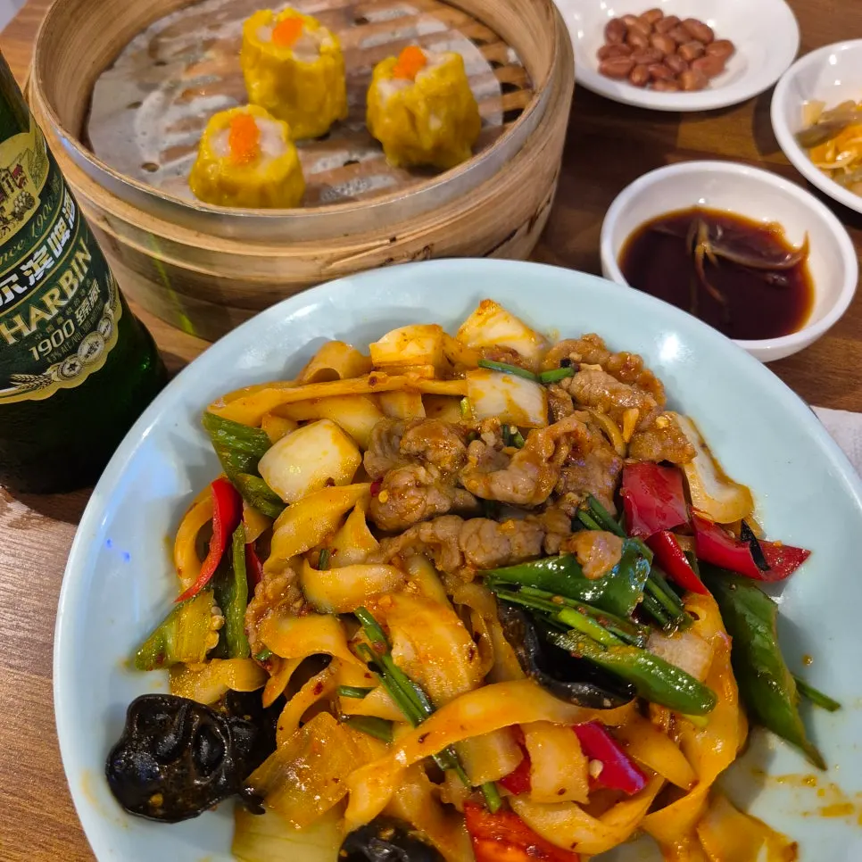 Chinese dishes at Cheonghwa Uyuk Dosakmyeon