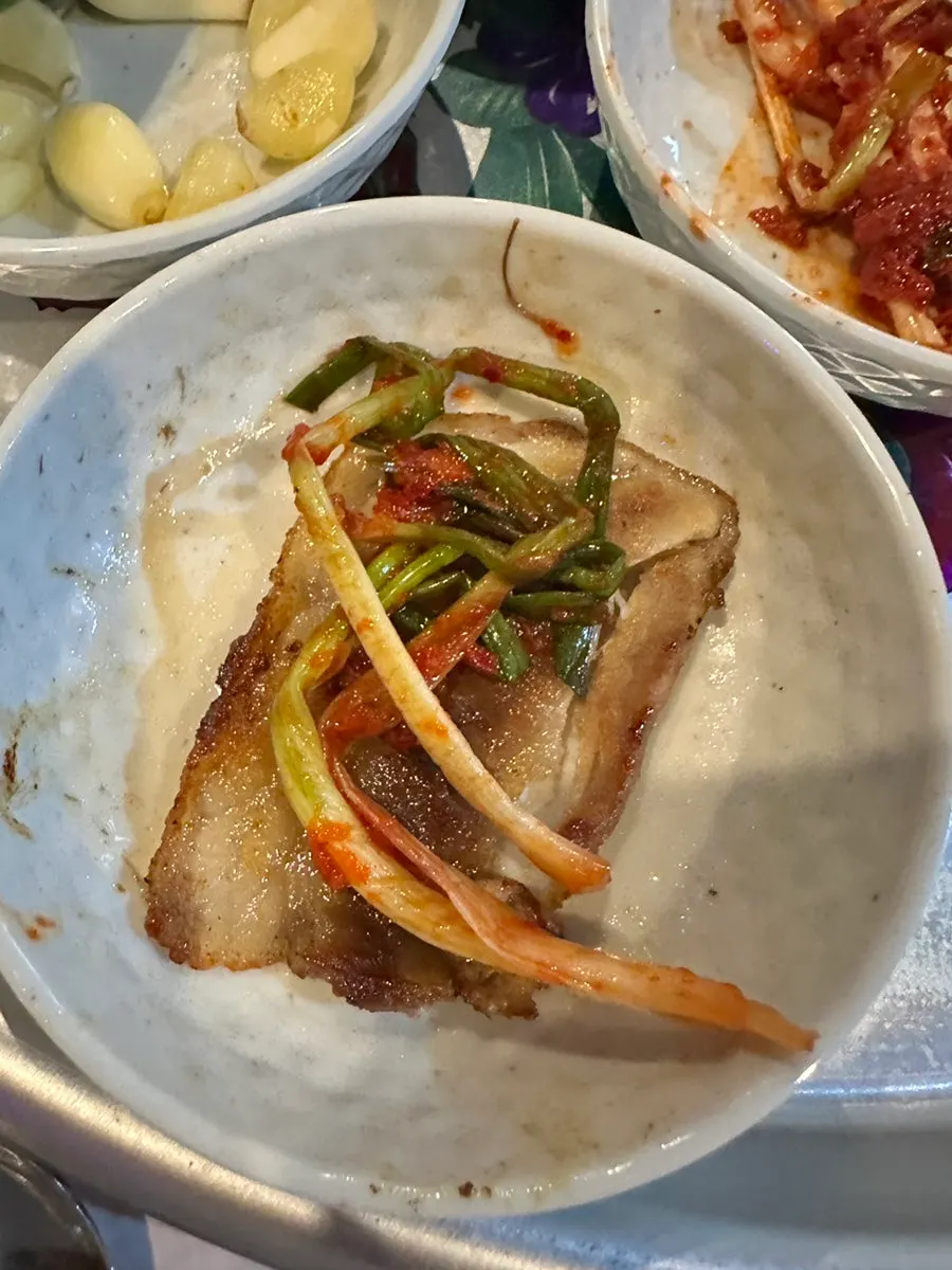 Pork belly with grilled kimchi and gosari