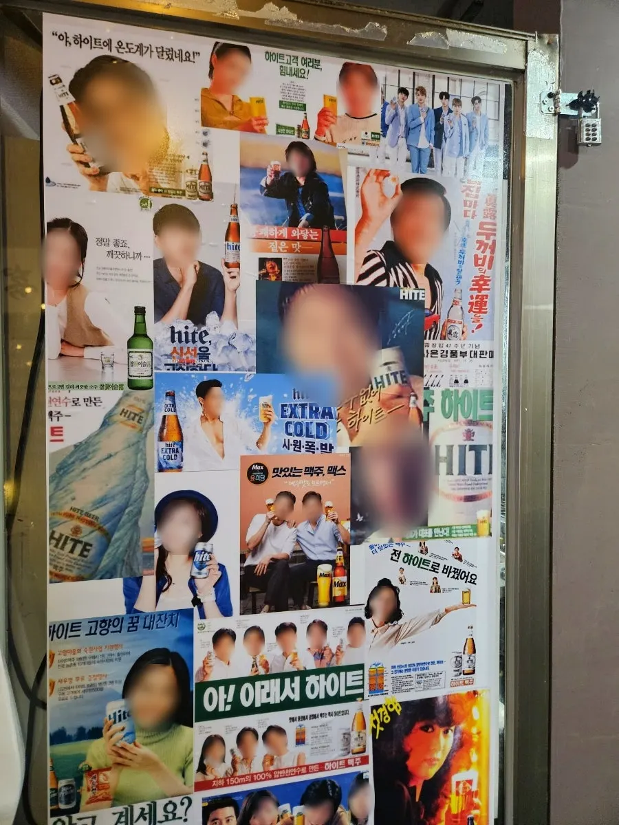 깔끔하게 관리된 초원식당 화장실 내부