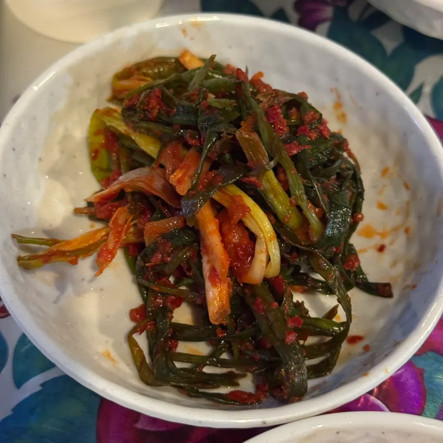 초원식당 기본 반찬 파김치