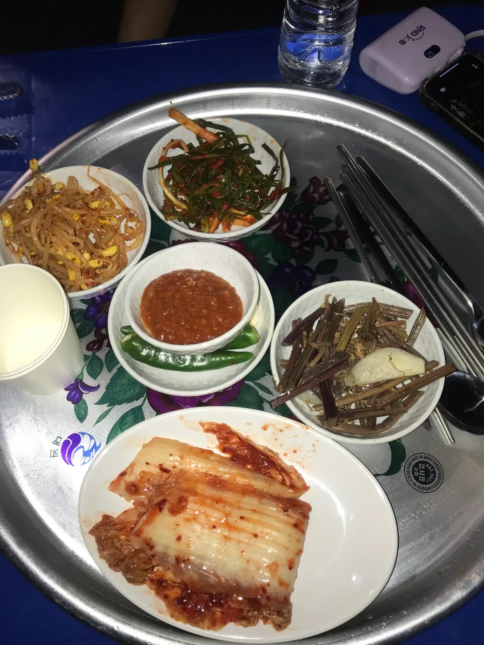 우돈 삼겹세트와 함께 나온 밑반찬