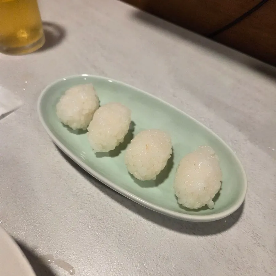 리필한 샤리와 참치 조합
