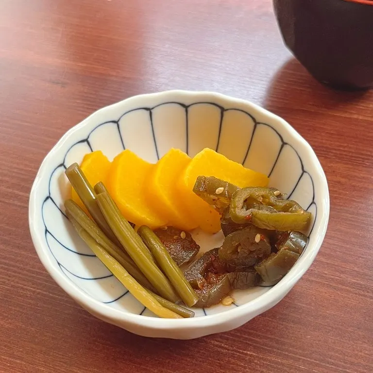단무지와 장아찌, 장국 기본 세팅