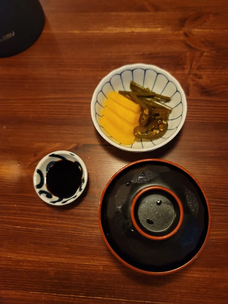 基本で出てきたたくあんと味噌汁