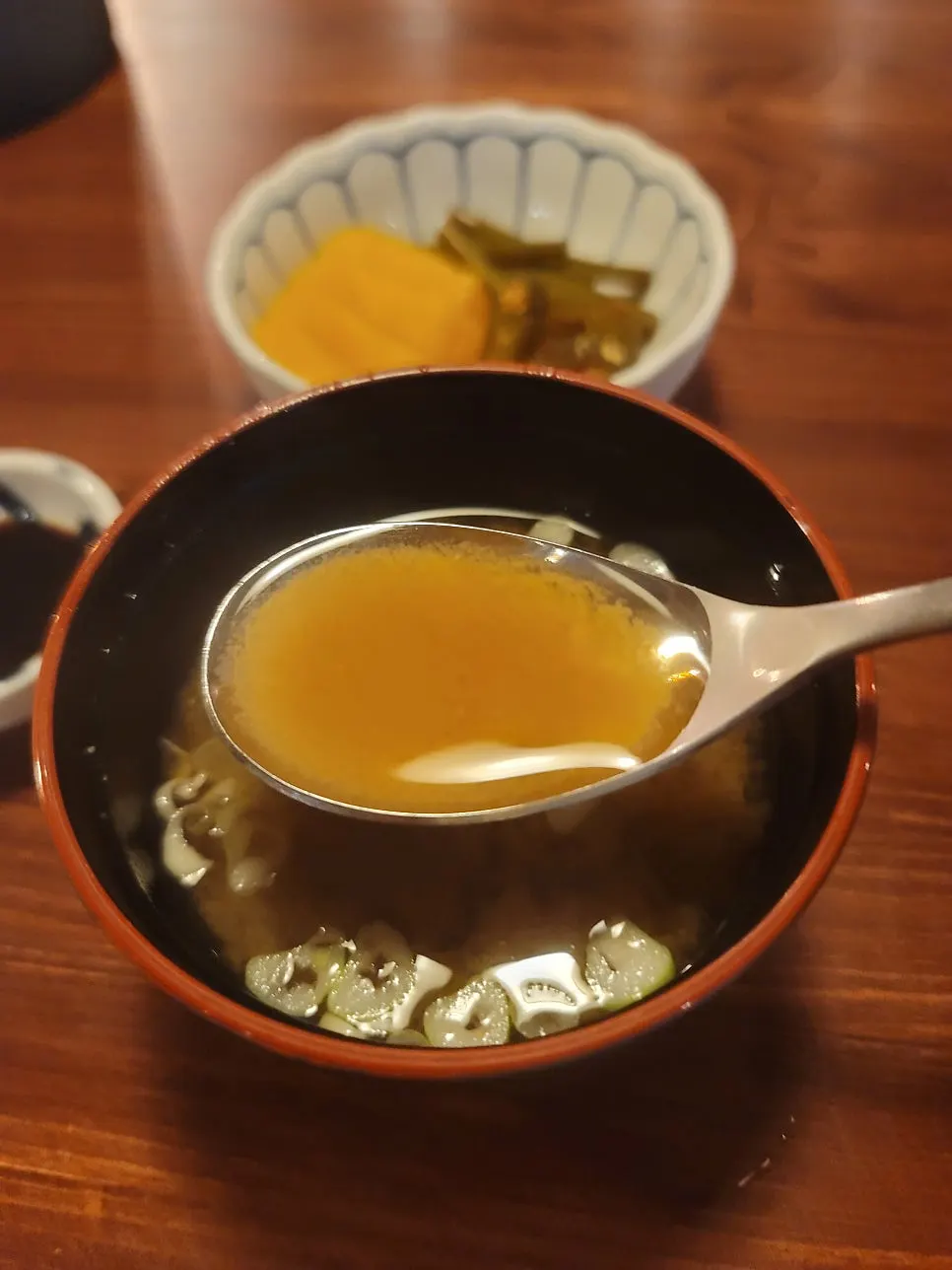 明太子がたっぷり乗った鮭たらこ丼