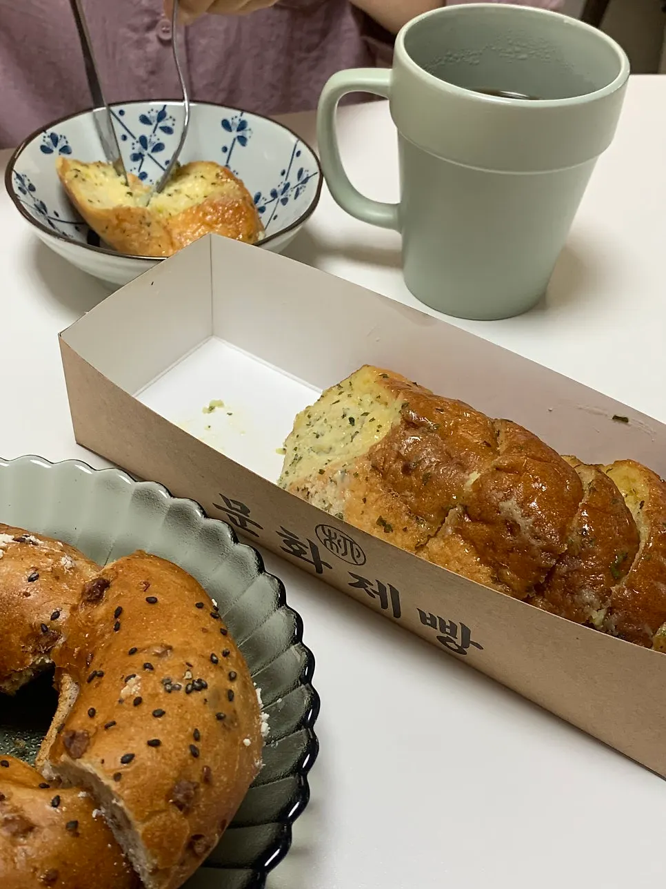Garlic bread with a moist texture and rich garlic flavor