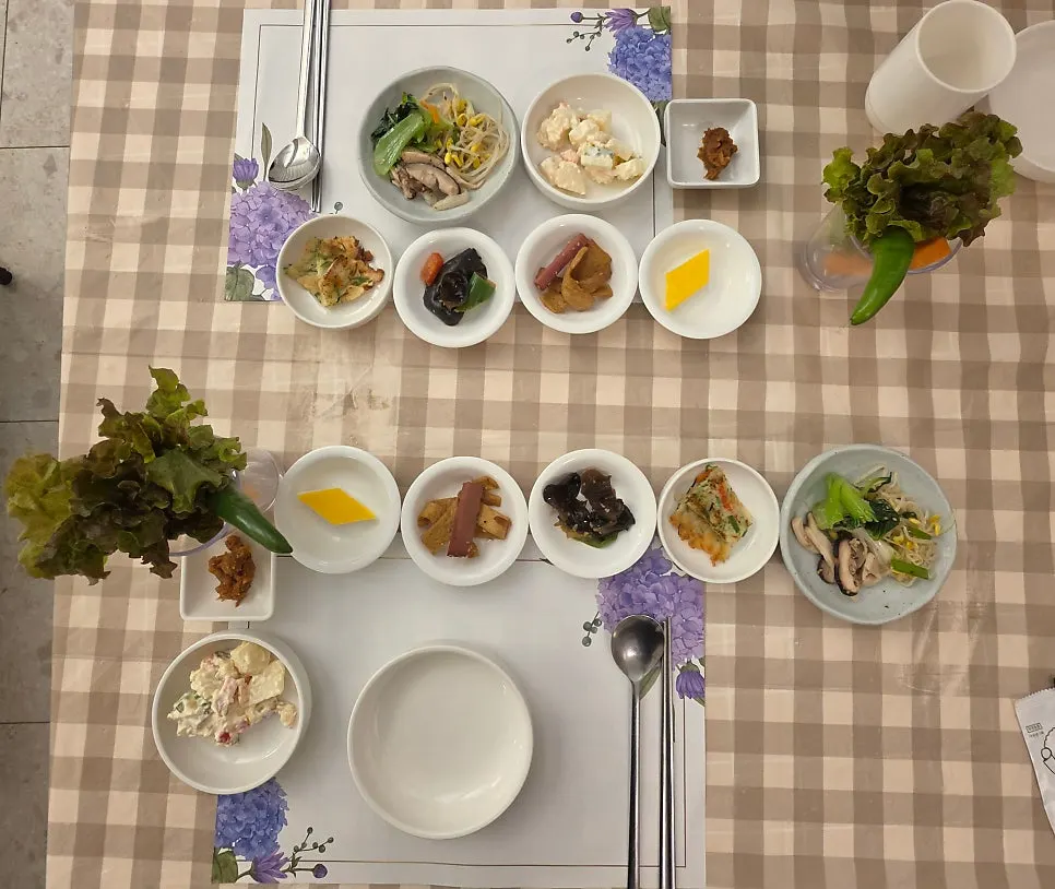 보리굴비·가자미조림·통전복찜 한상 차림