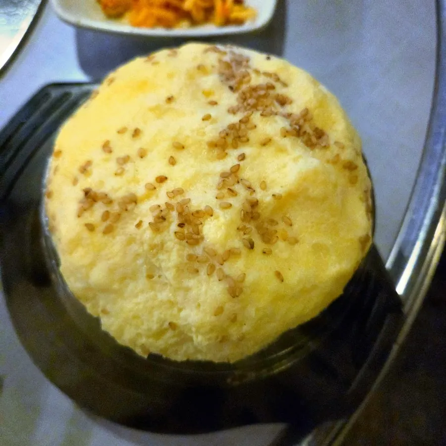 Pork belly eaten with wrap ingredients