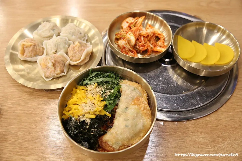 종로3가 종가만두 으깨먹는 비빔칼국수 한 그릇