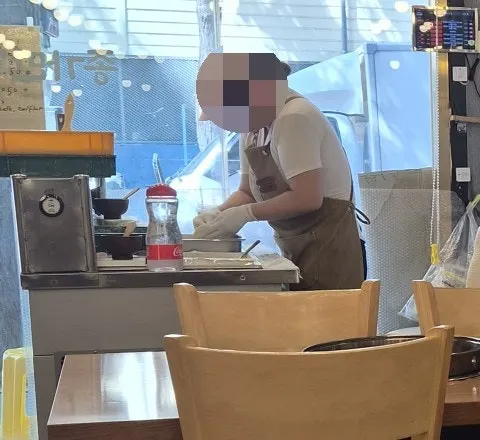 매일 직접 빚는 수제 만두 전문점