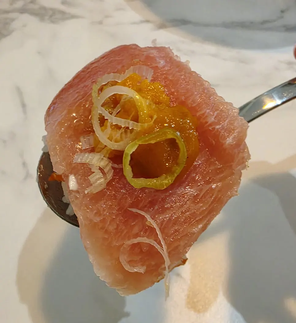 Kaisendon topped with seafood