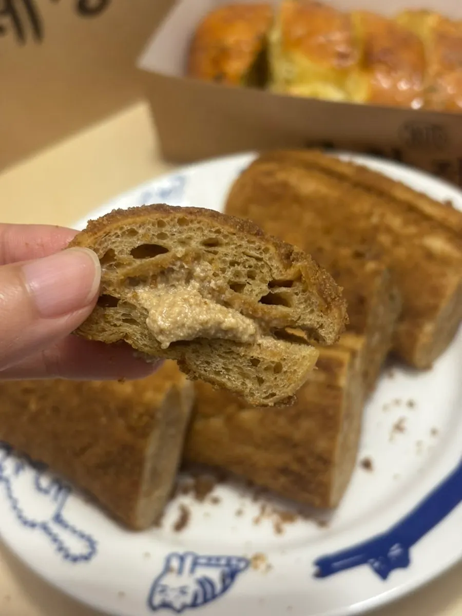 能感受到浓郁咖啡香的咖啡面包