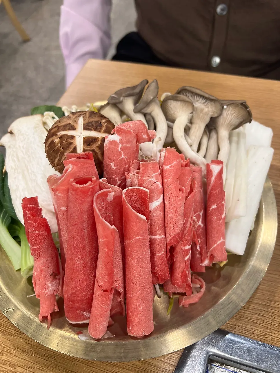 만두전골에 함께 나온 고기