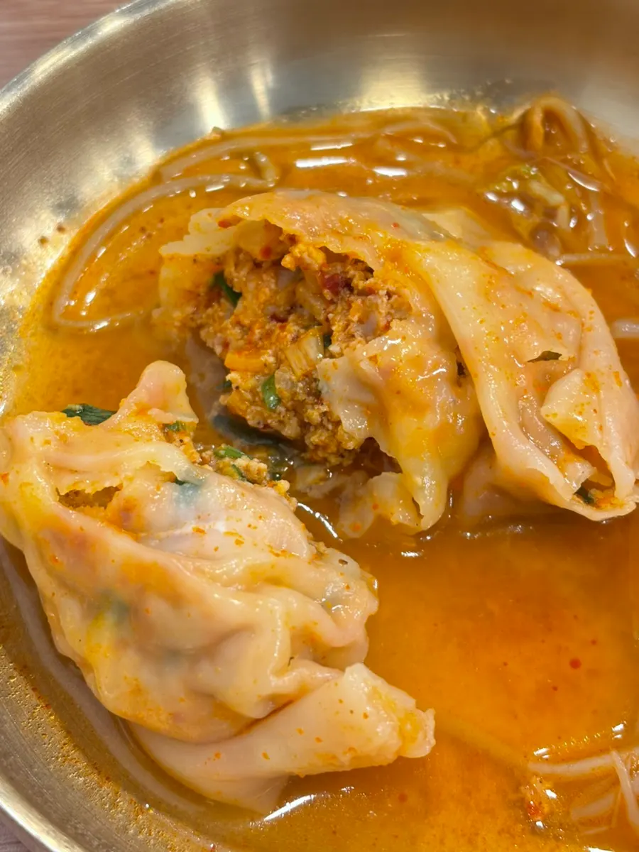Boiling dumpling hot pot ingredients