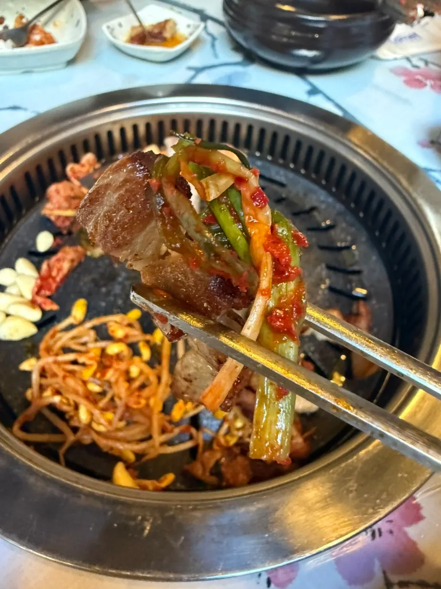 익선동 한옥거리 야간 분위기