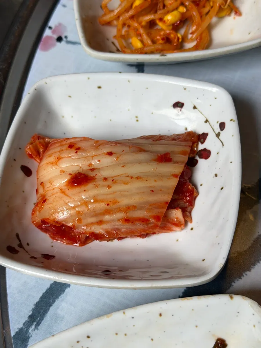 Meongseok Set meat and basic side dishes