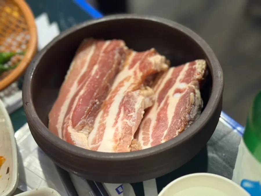 굽기 전 숙성삼겹살 때깔