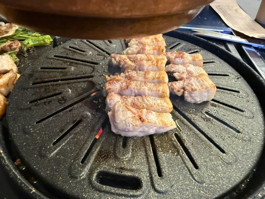 추가 주문한 참삼겹살 1인분