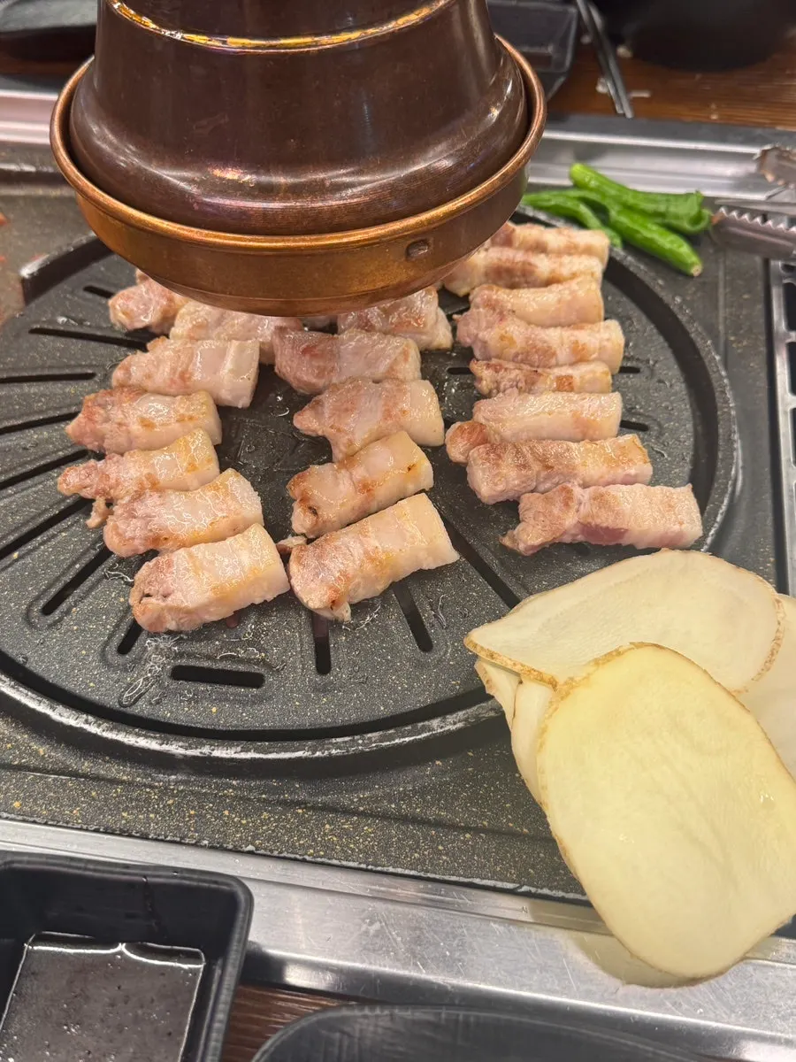 烤五花肉搭配杏鮑菇與青龍辣椒