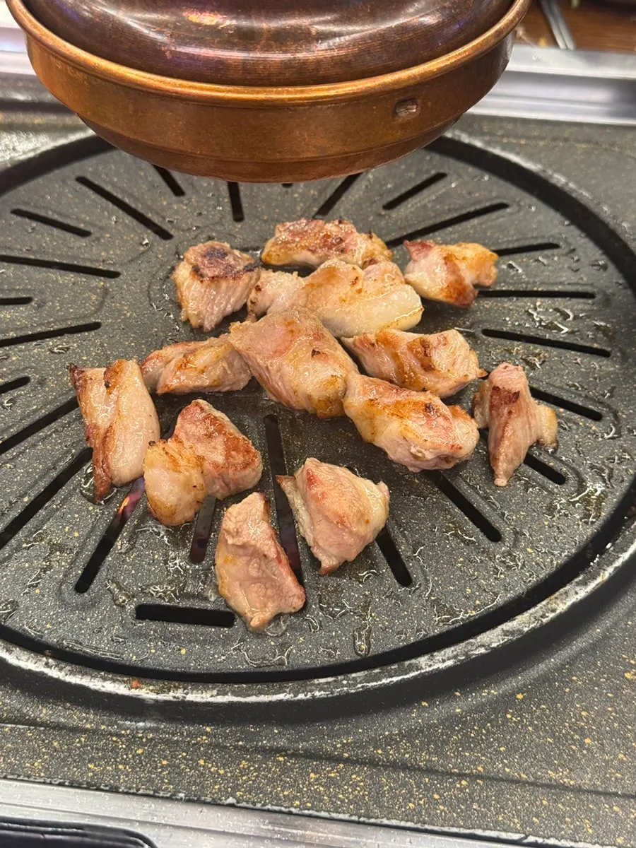 包在生菜上的雪花肉