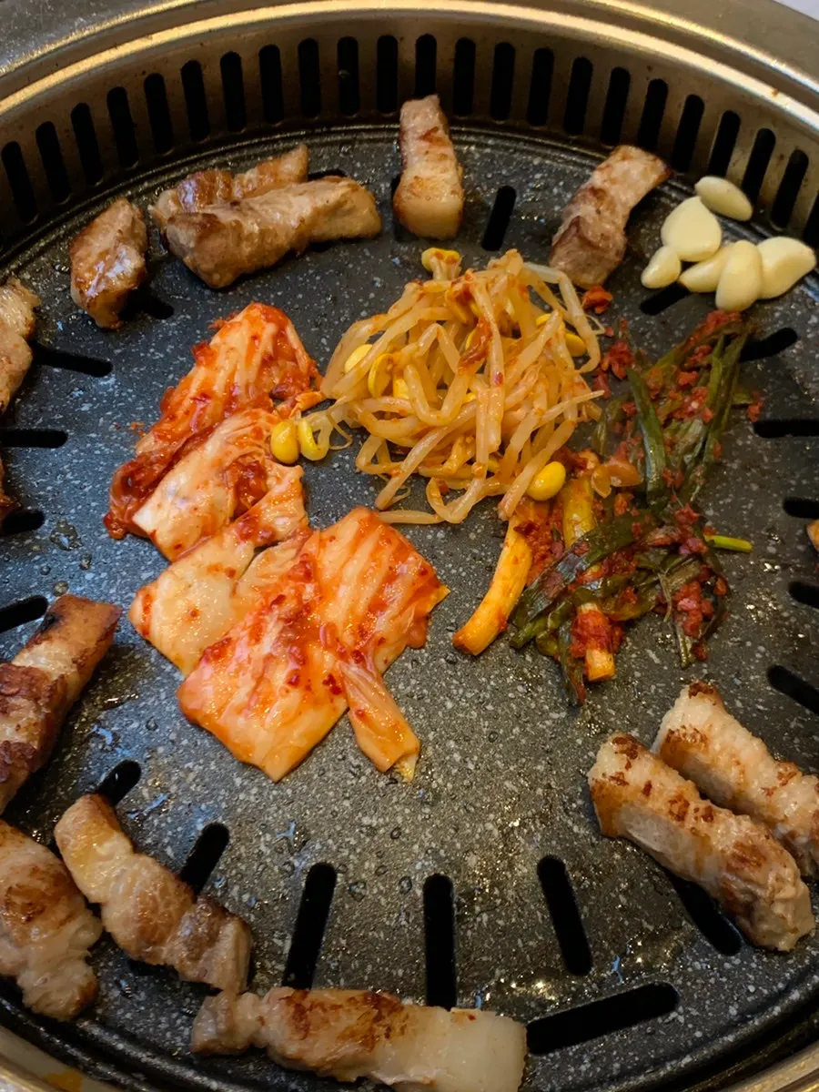 肉汁が出た熟成サムギョプサル