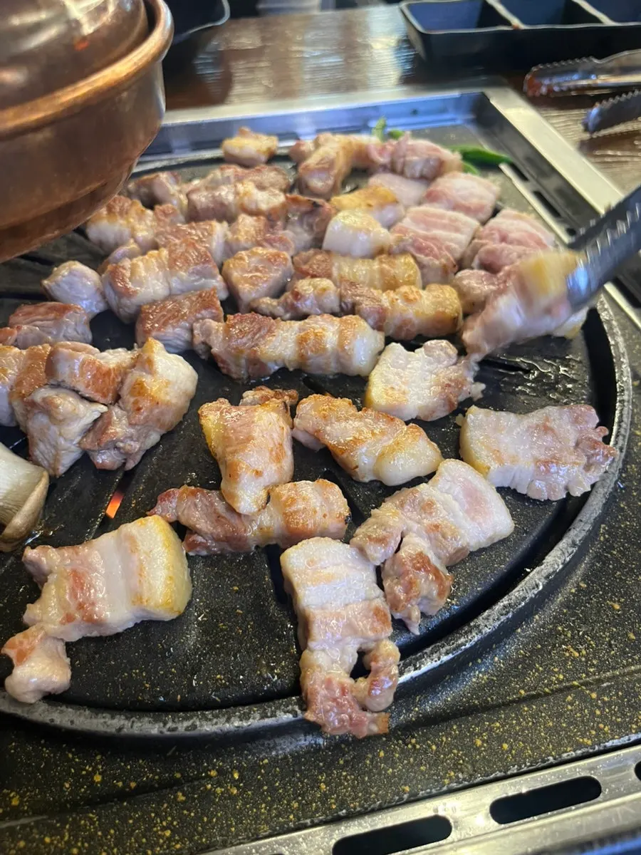 Pork belly and pork neck cut into bite-sized pieces